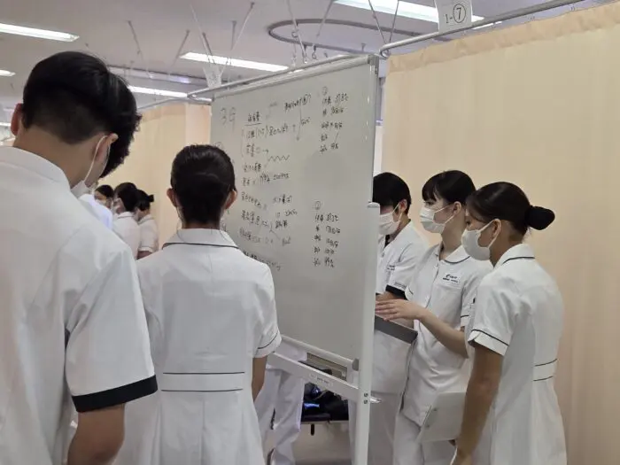 授業紹介：成人看護学－実技演習（2年生）】 | 天理大学