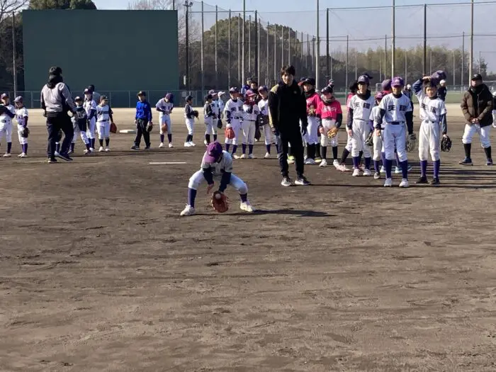 天理大学卒業生のプロ野球選手による野球教室を開催 | 天理大学