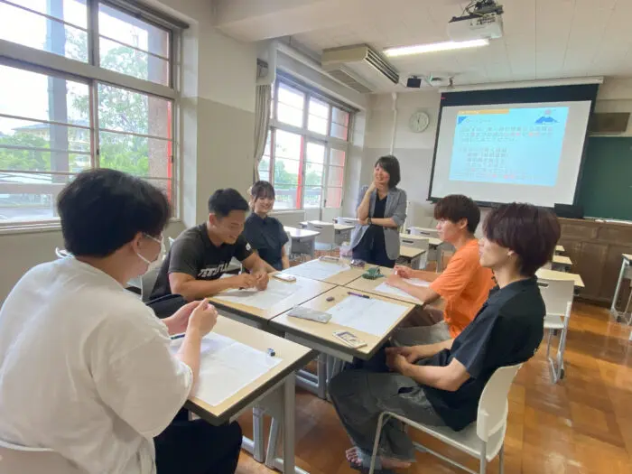 社会教育学科「生涯学習特論Ⅰ［文化芸術実践論］」～表現活動を通して