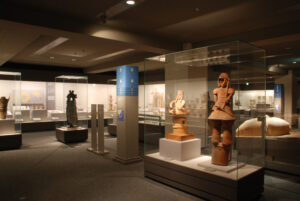 附属天理参考館